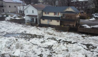 Ice jam on Allegheny River prompts flash flood warnings for Western Pennsylvania communities