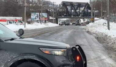 scene of fatal crash on erie boulevard in syracuse