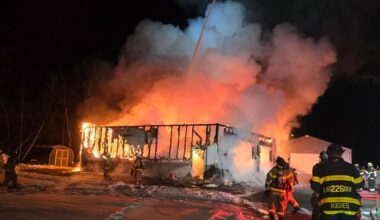 Early morning fire destroys garage in Avoca