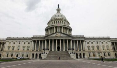 Pennsylvania lawmakers bring guests to State of the Union while some skip event