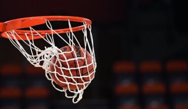 Western Pennsylvania School for the Deaf girls' basketball team applauded for sportsmanship during tournament
