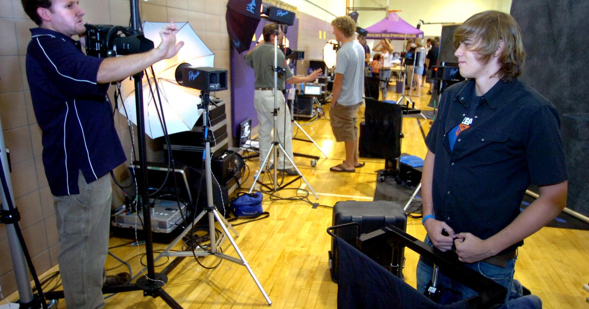 Philadelphia area school district may drop Lifetouch after former executive tied to Jeffrey Epstein