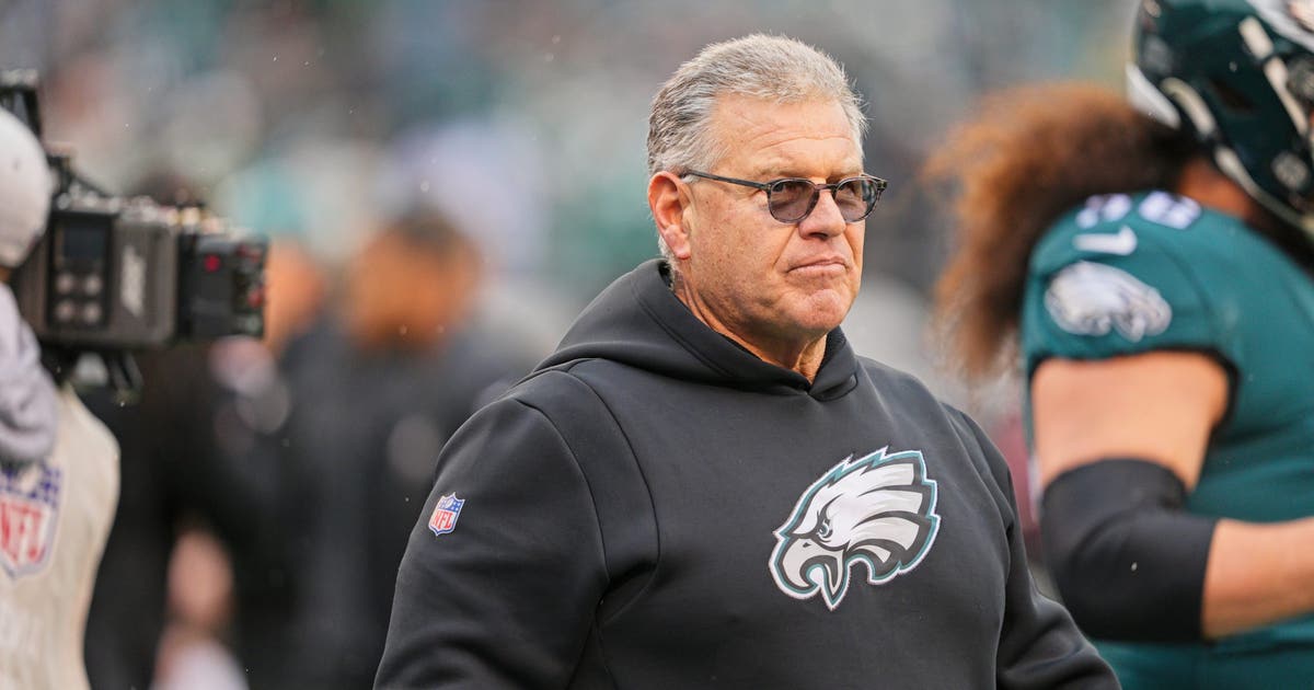 Philadelphia Eagles offensive line coach Jeff Stoutland announces exit