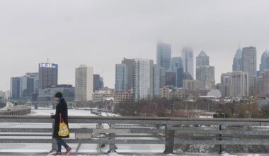 Philadelphia weather: Snow flurries possible this week, cold stretch continues