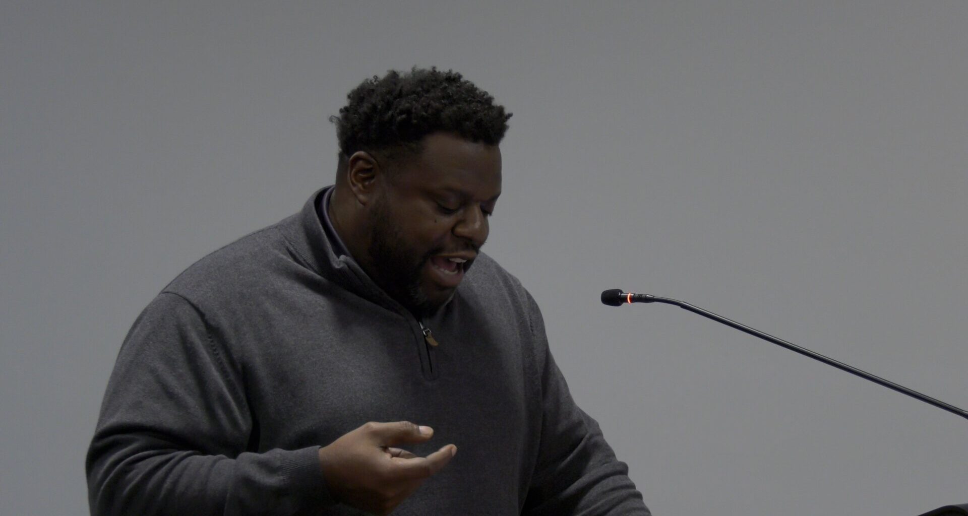 Glasgow City Council hears reading of "I Have a Dream" from local resident