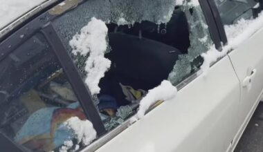 Car damaged when nearly 30 shots were fired on a busy Pittsburgh street – WPXI