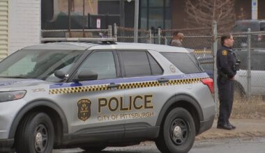 Man hit by vehicle in Pittsburgh, taken to hospital – WPXI