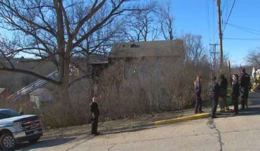 Flames burn through house in Chalfant