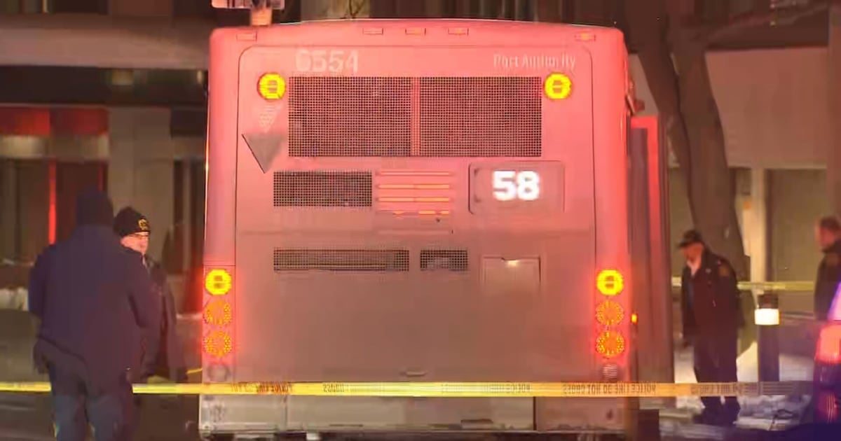 Person hit by Pittsburgh Regional Transit bus in Oakland – WPXI