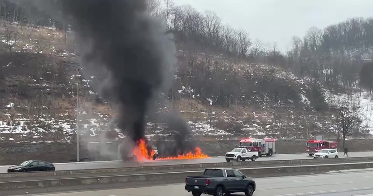 Truck becomes engulfed in flames along Pittsburgh highway – WPXI