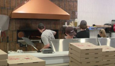 Ianni's Pizzeria in Delmont, Pennsylvania reopens after fire