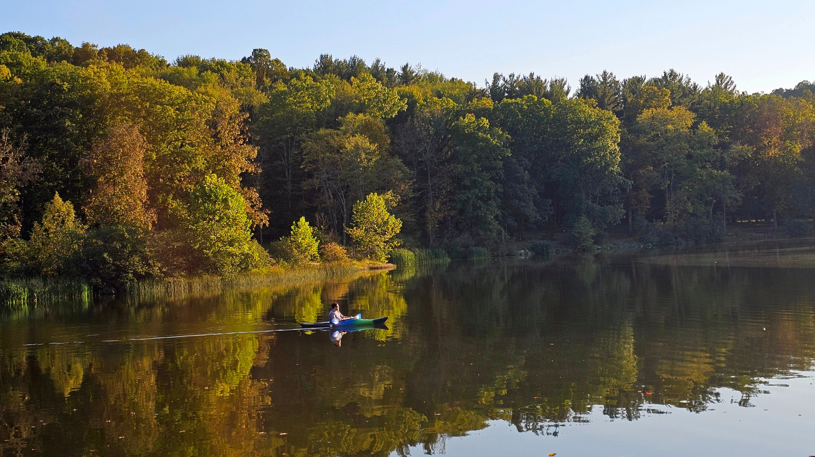Pennsylvania's Family-Friendly State Park Is A Serene Escape With A Lovely Lake, Camping, And Trails