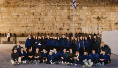 3 Jewish Lower Merion Teens Set off for Semester in Israel