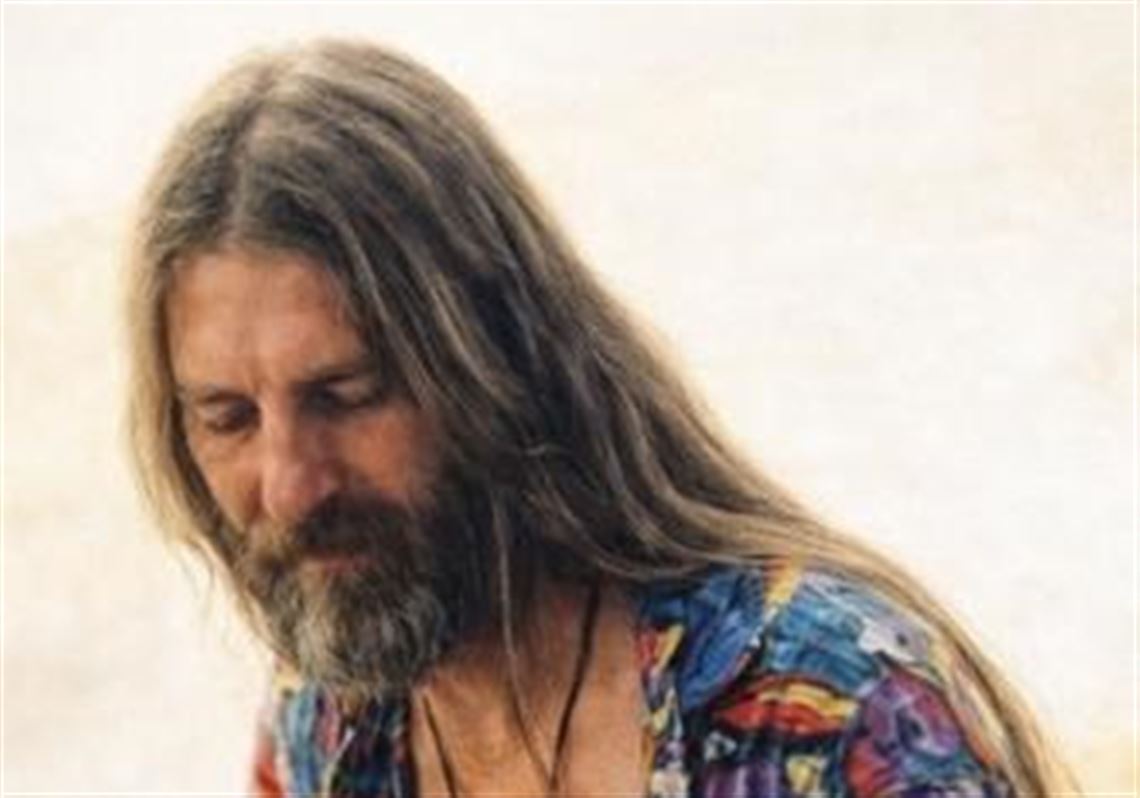 'Wandering Minstrel' Chuck Watts has died at 74