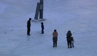 Public asked to stay off ice after crowds seen walking on frozen Ohio River