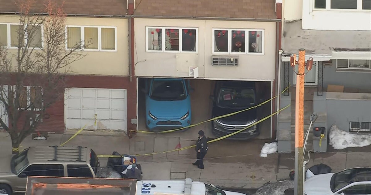 Woman shot, killed in South Philadelphia apartment; suspect in custody, police say