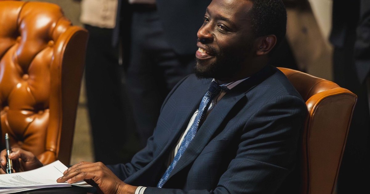 Council approves resign-to-run rule change for state and federal elections