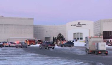 Ross Park Mall delays opening following fire underneath floors, officials say