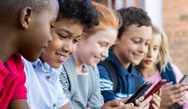 Pittsburgh parents watch trial over claims social media platforms are harmful to kids