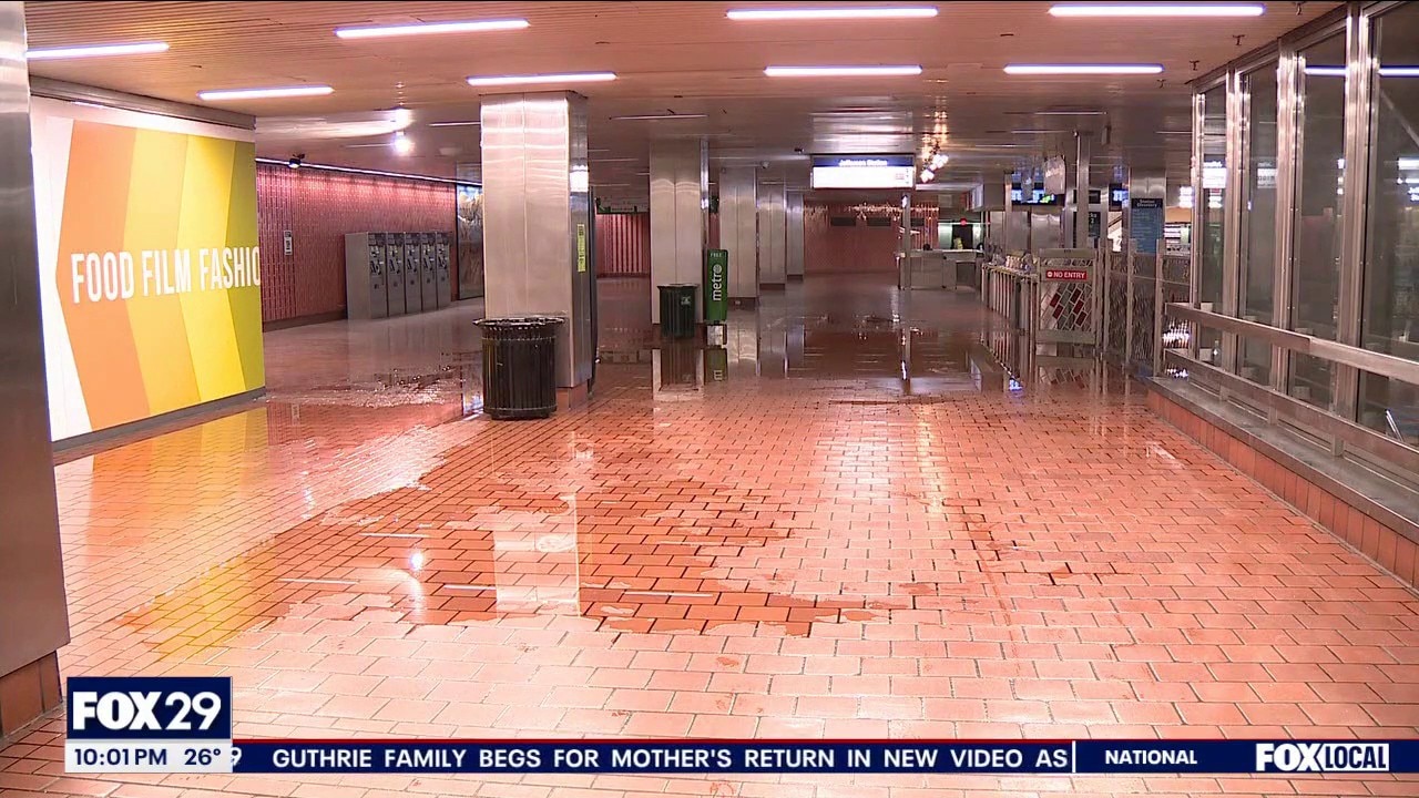 SEPTA’s Jefferson Station entrance closes after water main break