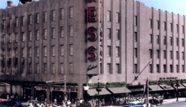 In the '70s as today, finding work a summer search for teens