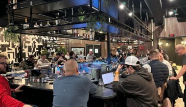 REVIEW: Crowd gives Lehigh Valley's new music-themed restaurant an early spin