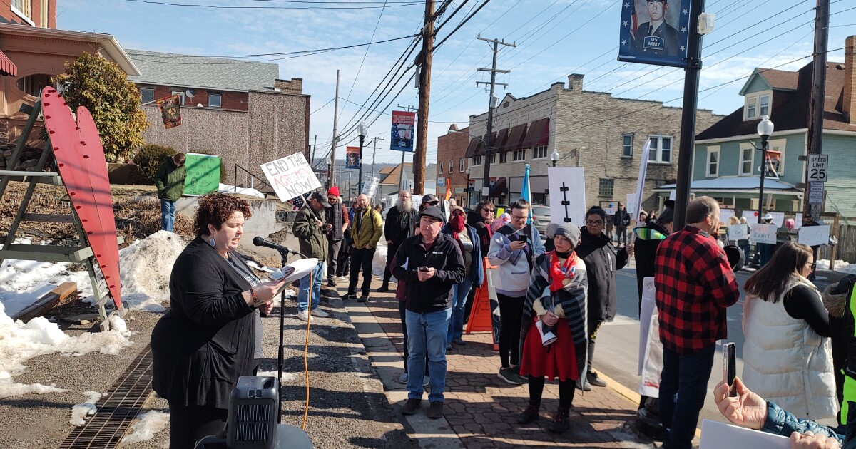 Springdale demonstrators plead for detained immigrant Cordova Flores, as confrontation ensues