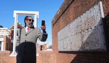 Philadelphia hearing erupts over removal of slavery exhibit at Independence Mall