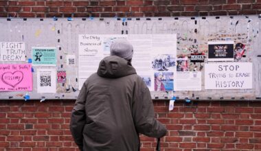 Judge orders slavery exhibits restored at George Washington's Philadelphia home