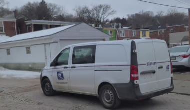 Pittsburgh postal worker goes above and beyond to return a lost wallet | On A Positive Note