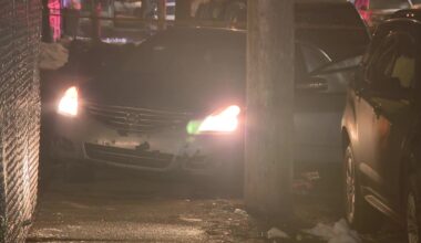 Man dies after being found shot in driver's seat of vehicle in Philadelphia: police