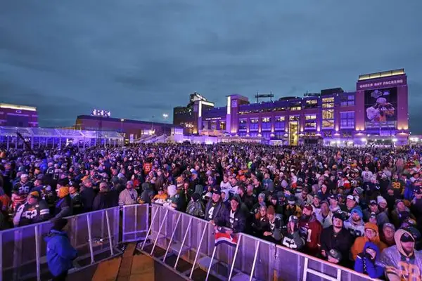 Green Bay offers advice for NFL Draft in Pittsburgh