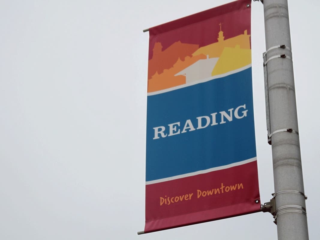 Reading Select Board Approves Separation Agreement With Town Manager