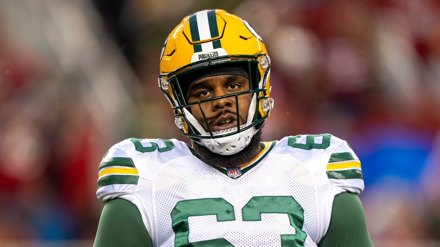 Two Surprising Free Agents Steelers Can Still Sign