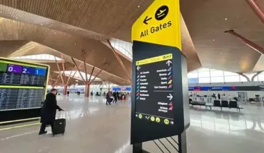 Driverless shuttle proposed to replace parking lot buses at Pittsburgh International Airport