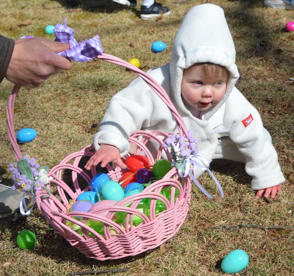 ‘Eggs-citement’ abounds in Mt. Lebanon