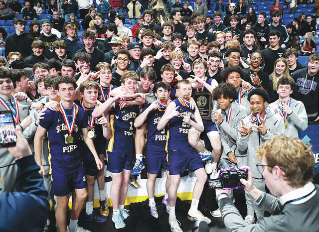 District 2 Boys Basketball: 2nd-half surge downs Dallas in 4A championship