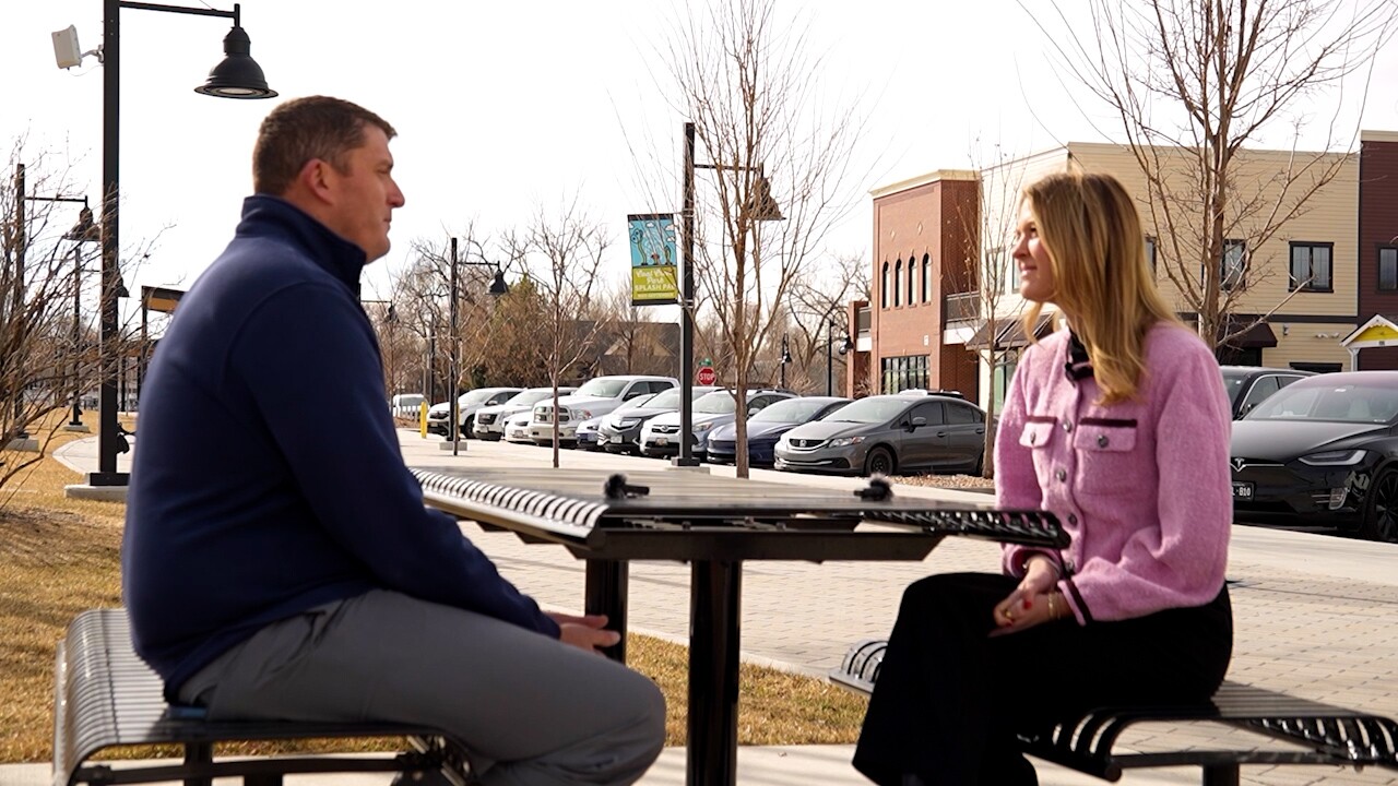 Maggy talking with Bolinger.jpg