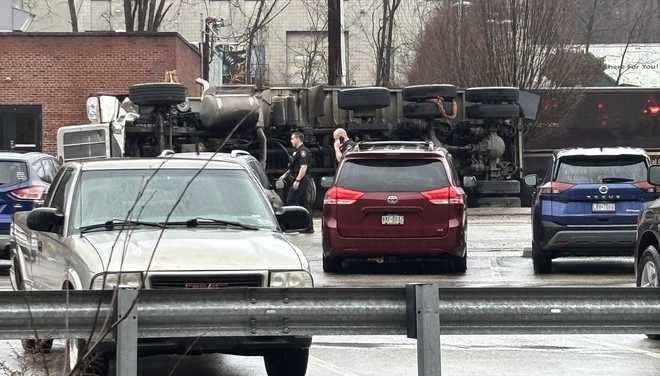 Truck crash on Route 286