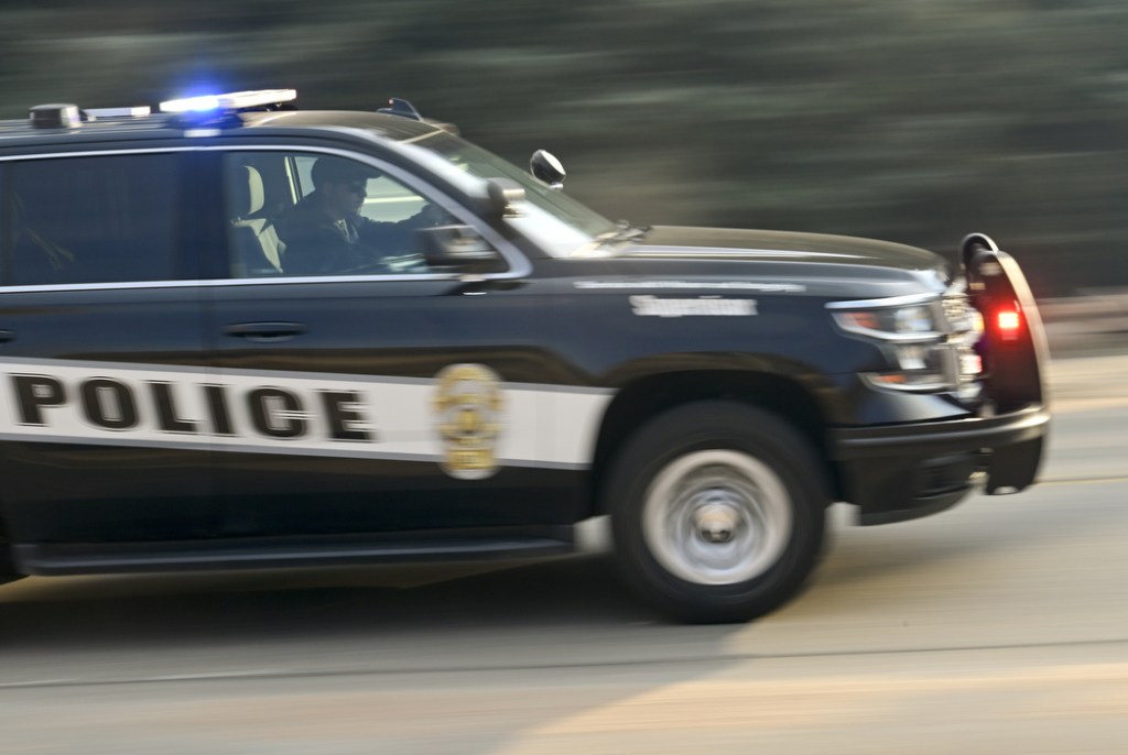 Man seen with gun reported near Lafayette detained, police say