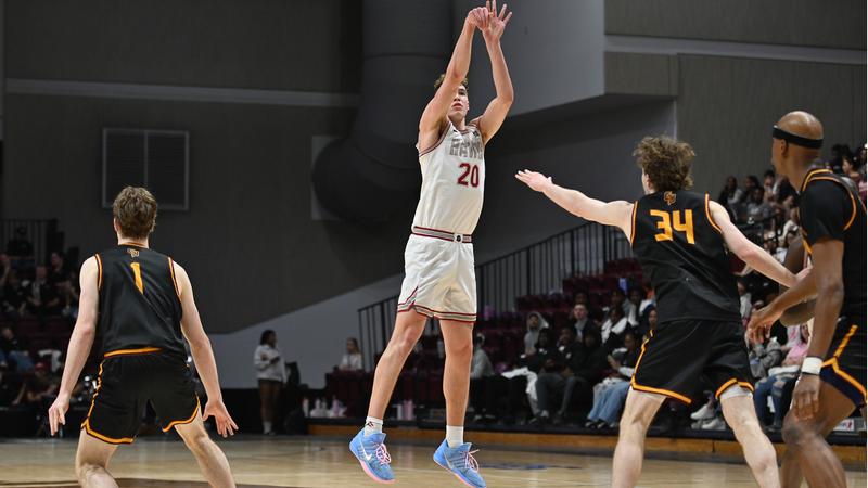 IUP Men's Basketball Prepare for PSAC Semnifinals