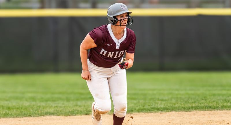 Softball Drops Two One-Run Games to Scranton