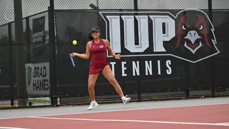 IUP women’s tennis defeats Augusta, 5-2