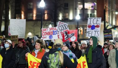 Pittsburgh business owners warn community about ICE on social media