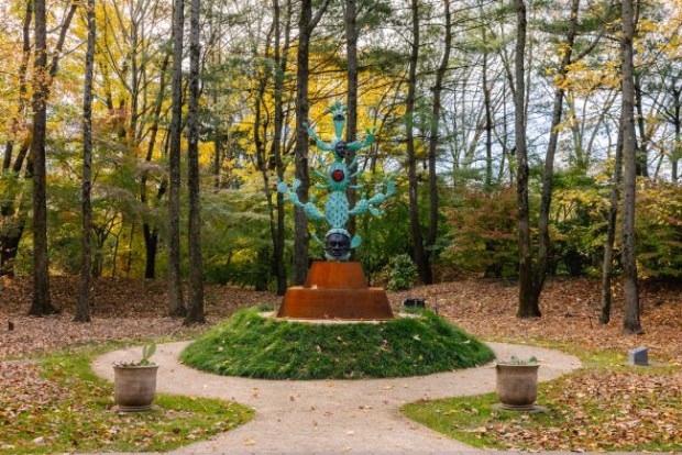 A work by Salvador Jimenez-Flores on exhibit at Grounds for Sculpture in Hamilton, N.J. (Courtesy of Grounds for Sculpture)