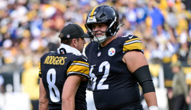 Steelers Re-Sign Versatile Veteran Offensive Lineman