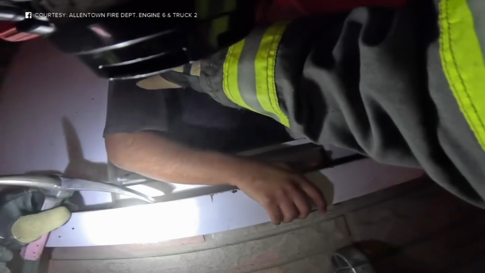 Fire rescue in Allentown, Pennsylvania caught on camera