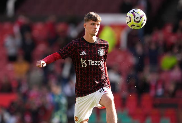 Jack Fletcher warming up