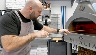 Booming Cranberry drawing restaurants owned by national chains and local entrepreneurs