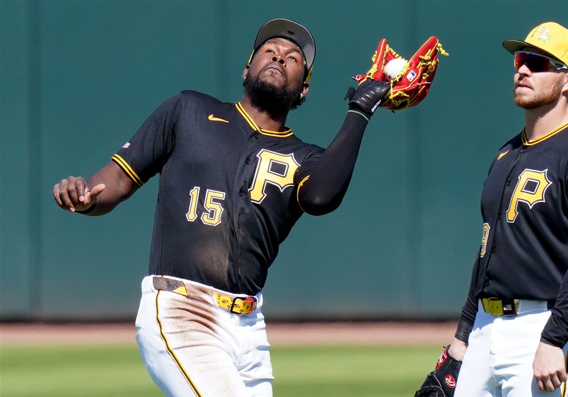 Oneil Cruz's defense in Pirates' opening day disaster has everyone talking